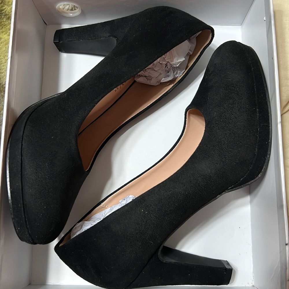 WuORWu high heels size 7